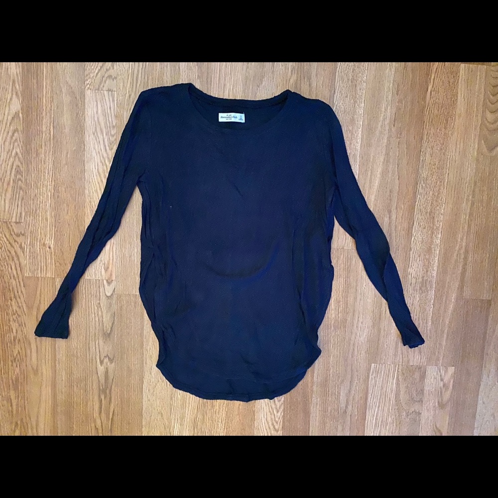 ABERCROMBIE SWEATER